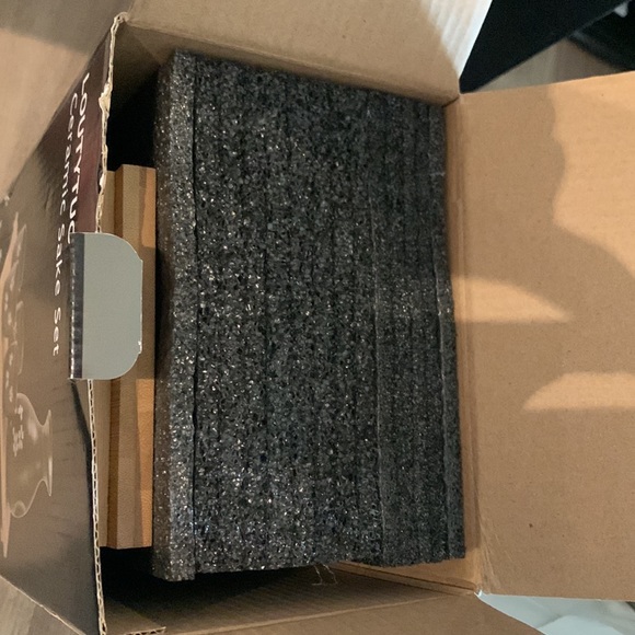 LOUTYTUDO CERAMIC SAKE SET - Picture 5 of 5